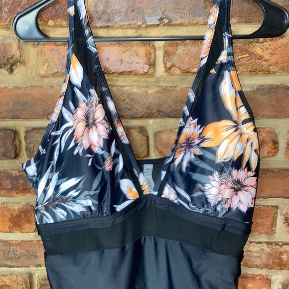NWT Suuksess Black Floral Mesh V-neck One-Piece Swim Bathing Suit Women's XXL - Picture 4 of 9